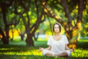 滑翔伞的绳索断裂，滑翔伞两边拉的绳子叫什么名字